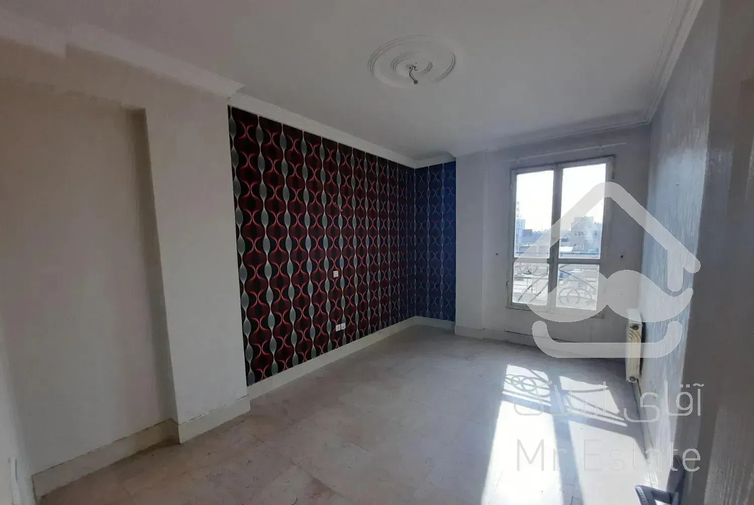 ۹۰ متر مسکونی