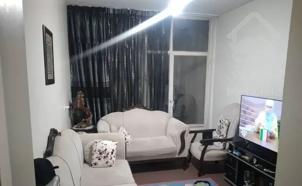 حشمتیه بر قدوسی