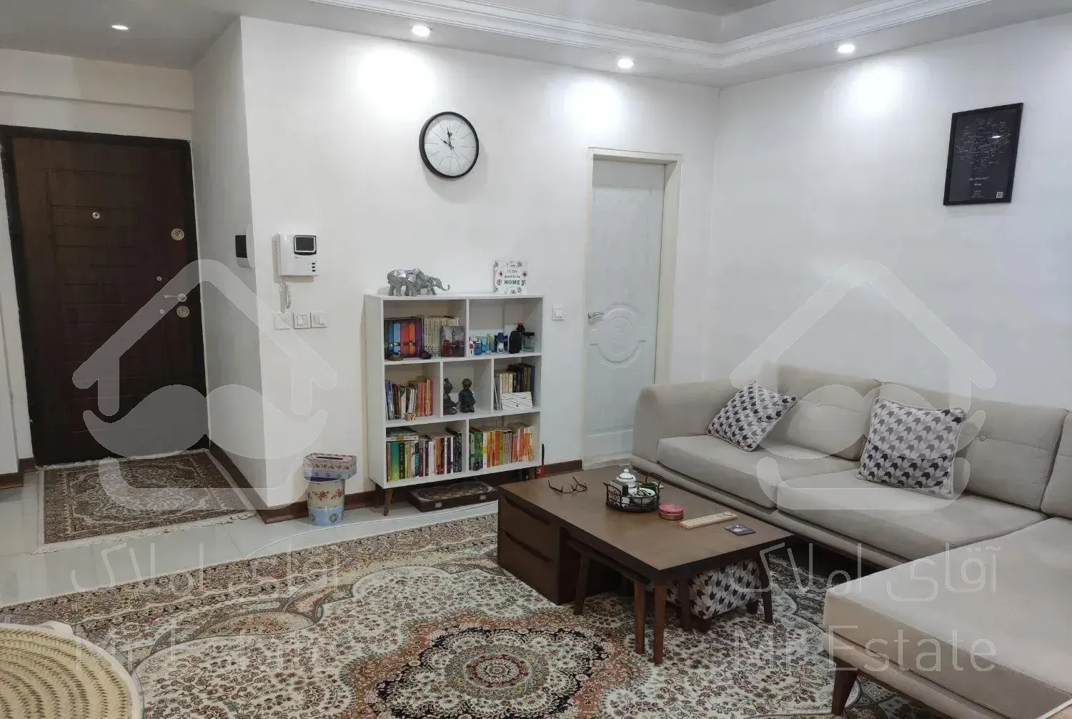 ۵۲ متر، خوش نقشه.