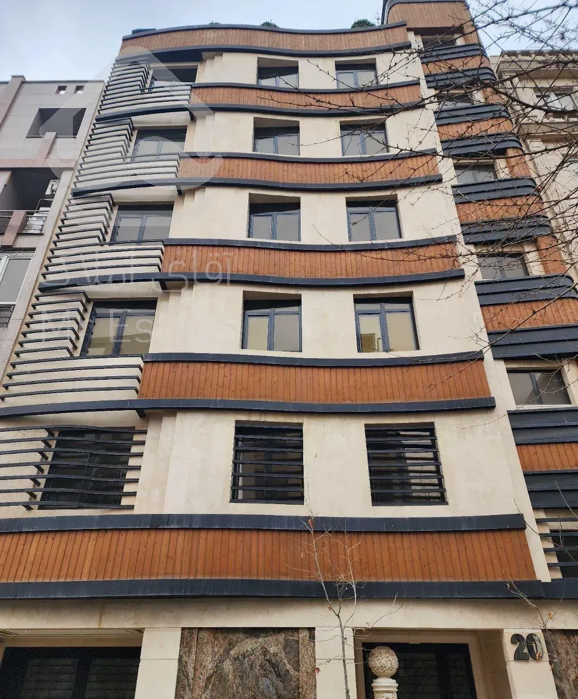 آپارتمان نوساز ۴ خوابه فوق لاکچری بی نظیر