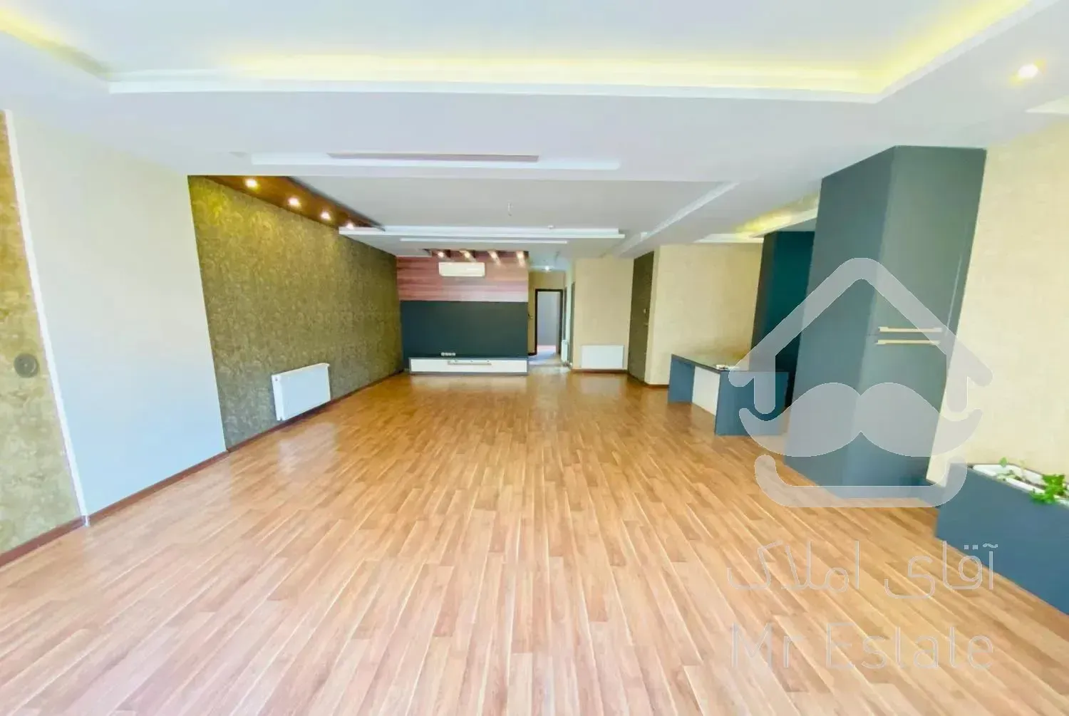 آپارتمان۱۷۵واقع در اول هنرستان