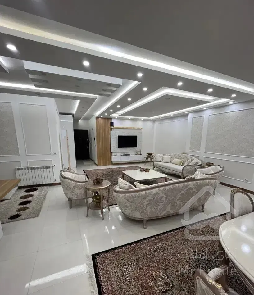 فروش آپارتمان/۲۲۰متری/۳ خوابه/لوکس /راهنمایی