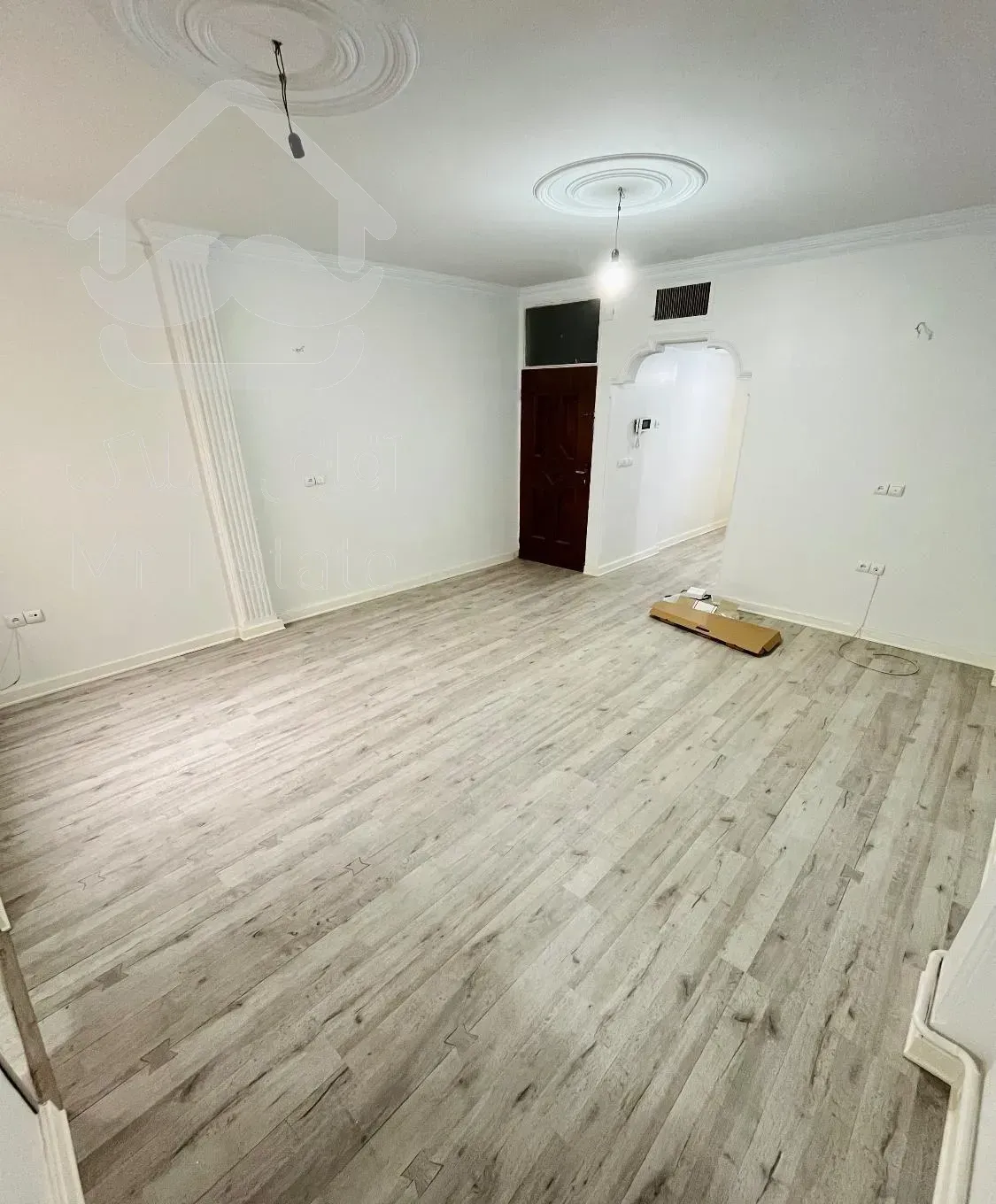 گرگان/۷۲ متری/۲ خواب/پارکینگ/بازسازی