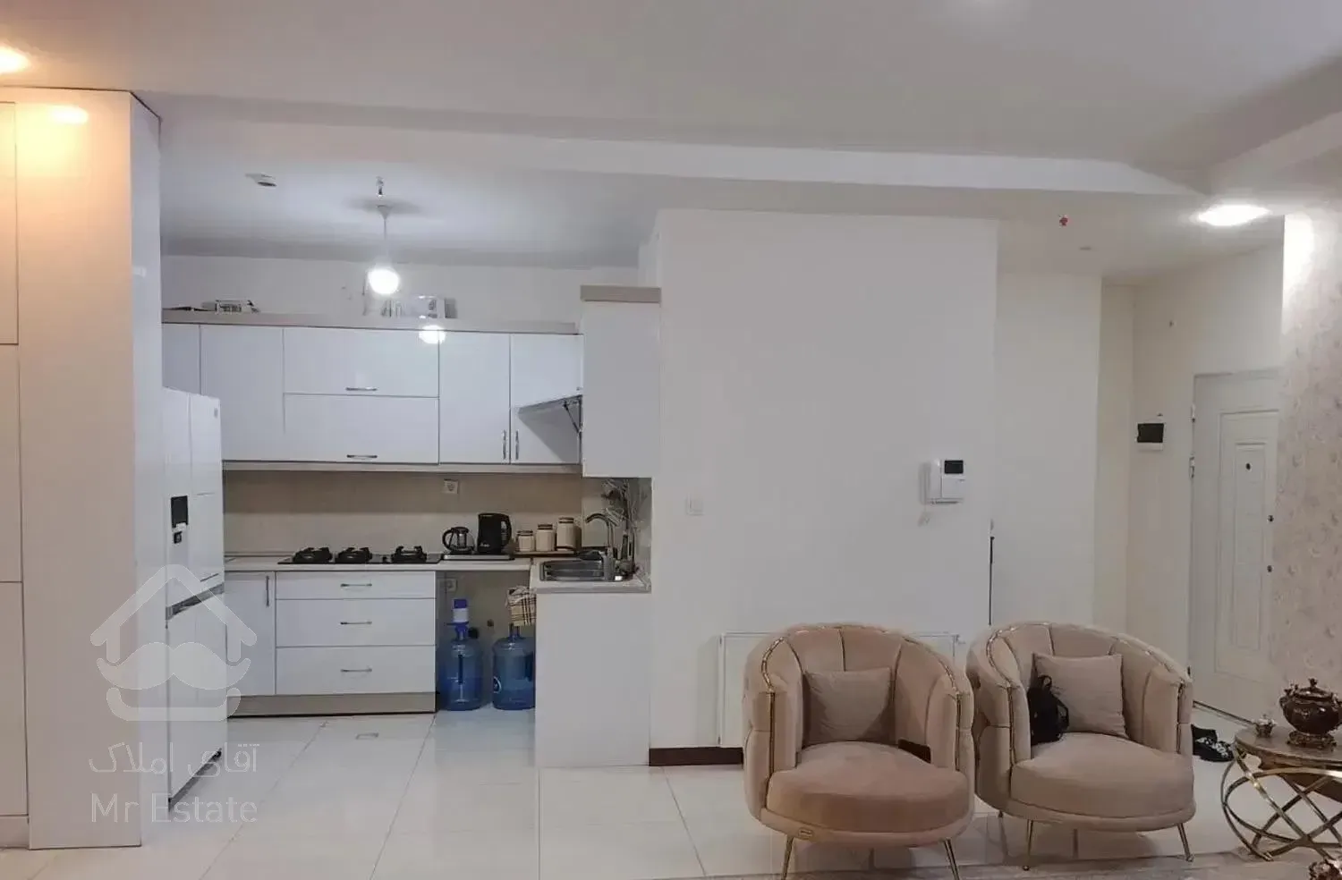 ۱۰۰ متری اوایل لادن /اقبال شیک