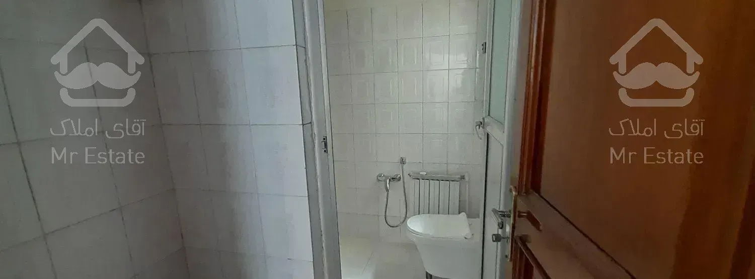 ۱۴۰ متری تک واحدی ط اول با پارکینگ غربی