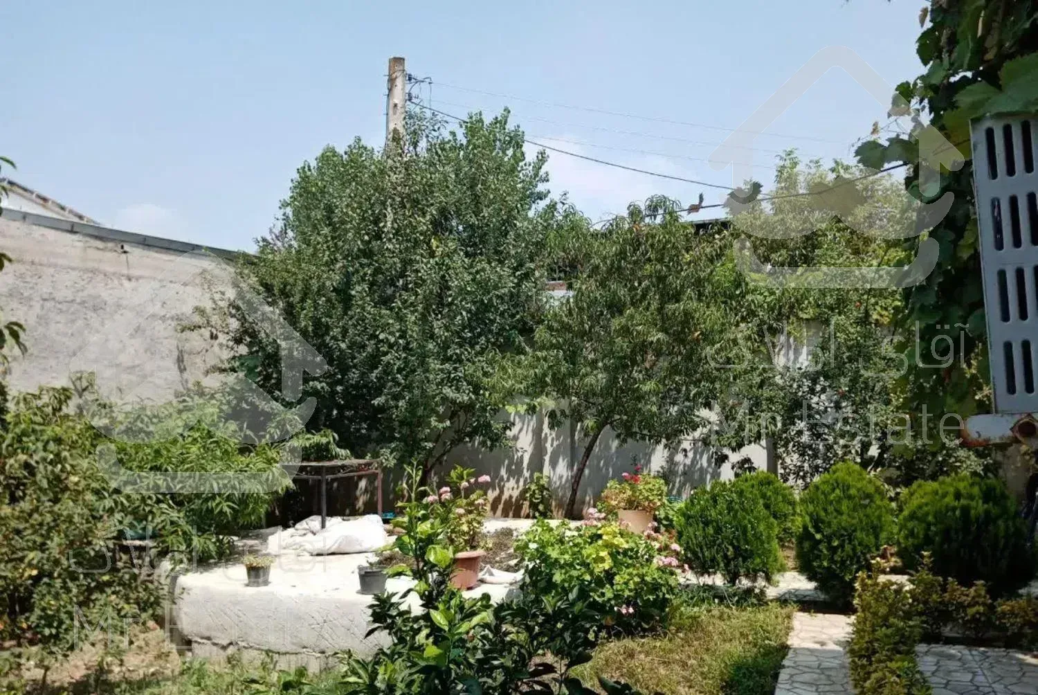 ویلا ۳۵۰ متری ابتدای جاده نظامی