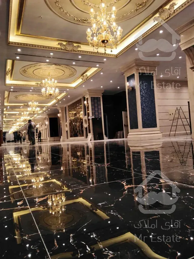 ۱۱۵ متر، ۲ نبش/ویو ابدی کل تهران/طبقه آخر/سرمایه گذاری