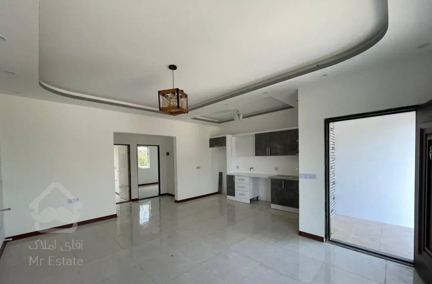 فلت مدرن نما ترکیبی ۱۶۰ متری دیوار بلند سنددار