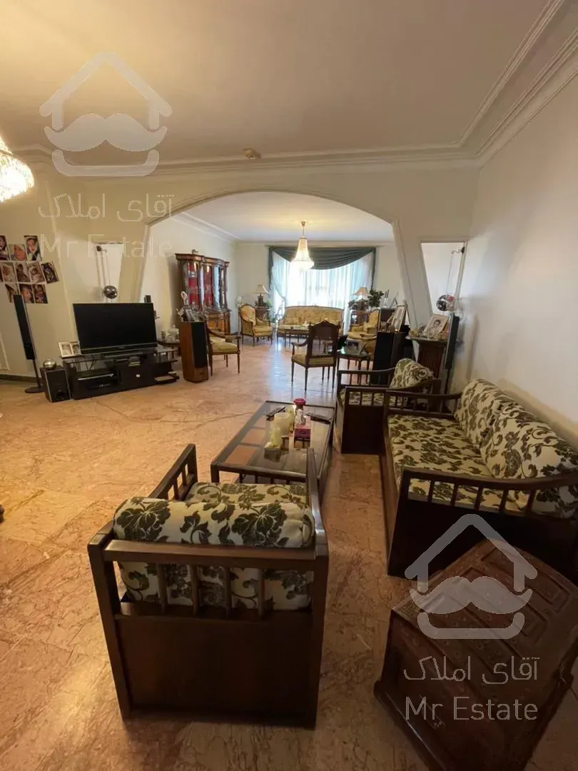 آپارتمان ۱۷۵ متری ۳ خواب خوش نقشه و نورگیر