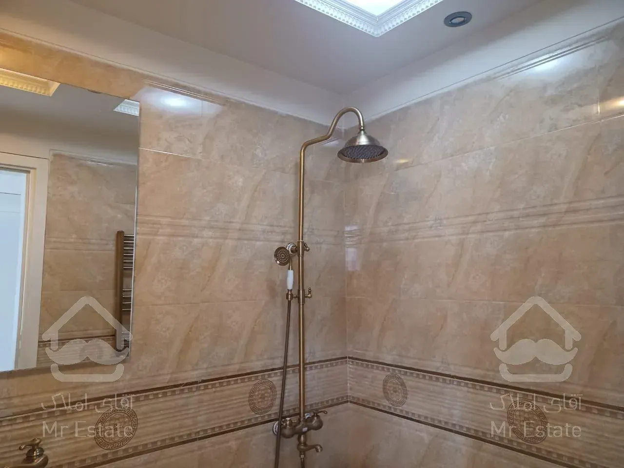 اجاره و رهن آپارتمان زعفرانیه 240  متر اکازيون