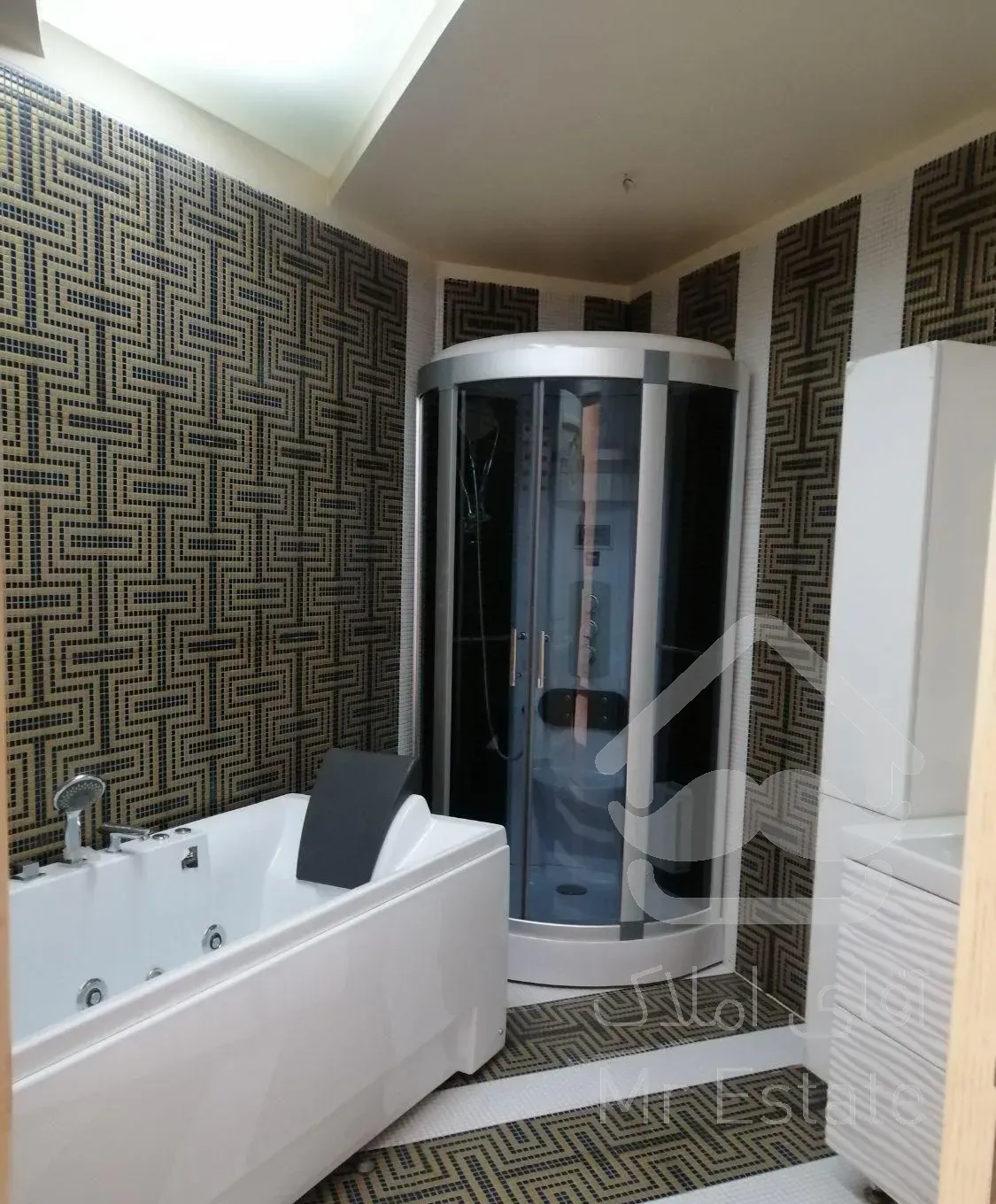 نیاوران فرعی دنج و مشجر