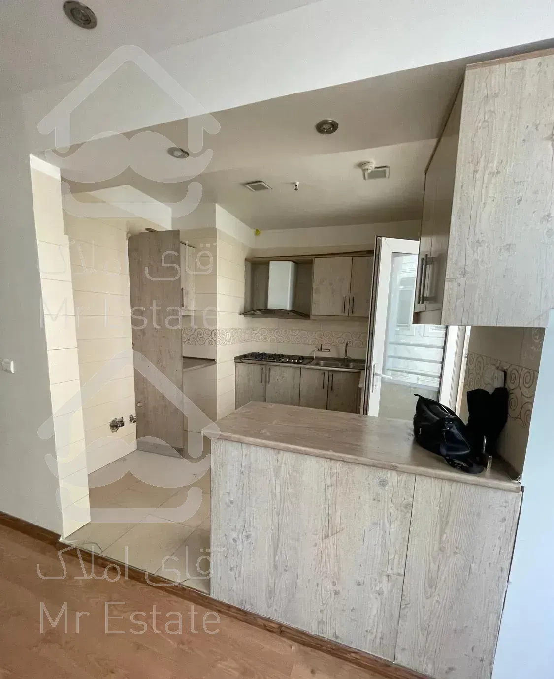 آپارتمان ۷۵متر،شاهین شمالی،فول امکانات،سالن نورگیر