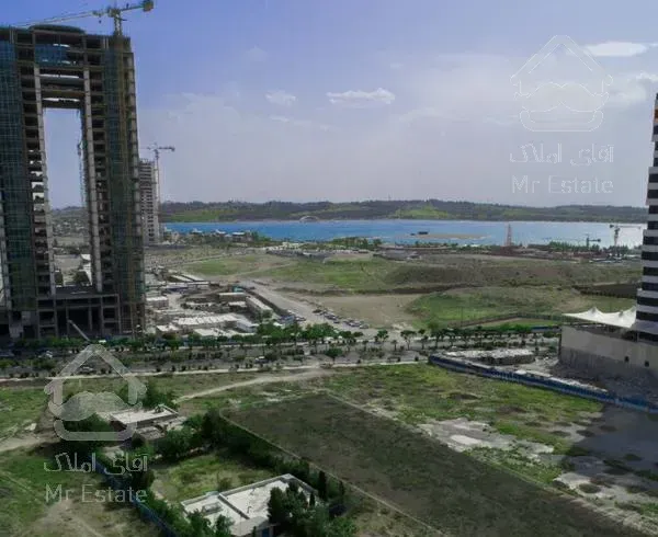 60 متر دو خواب با قدرالسهم تجاری در دریاچه