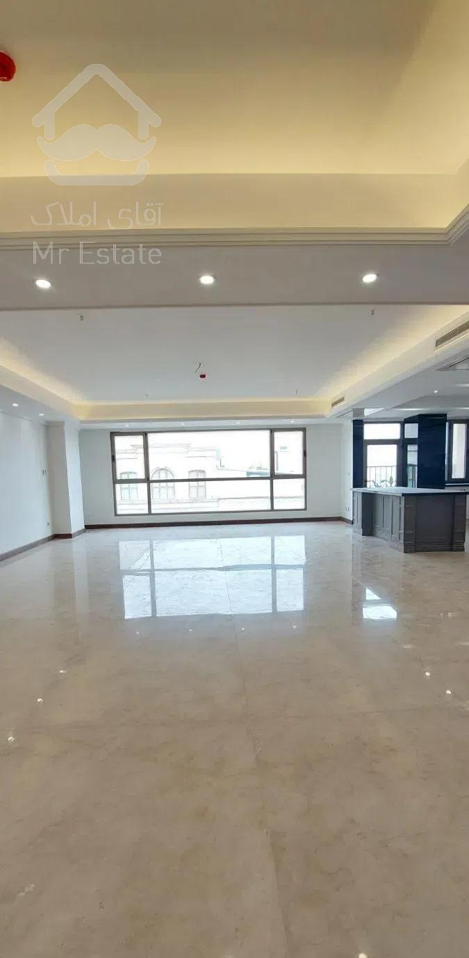 ۱۸۰ متر ۳ خواب نوساز ۲ پارکینگ در سعادت‌آباد