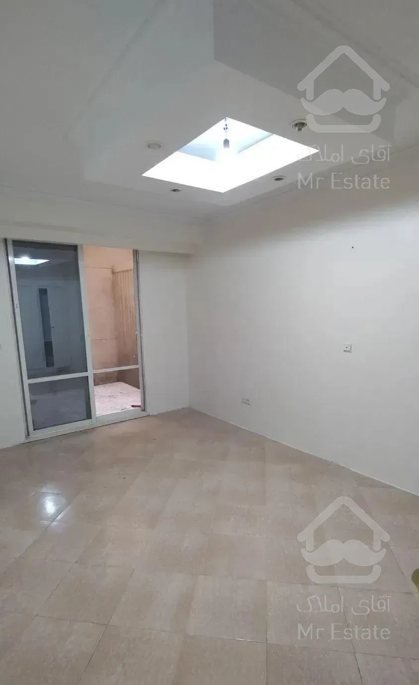 ۱۴۰ متر ۲ خواب بزرگ(روشا سنتر - افشار )بازسازی شده