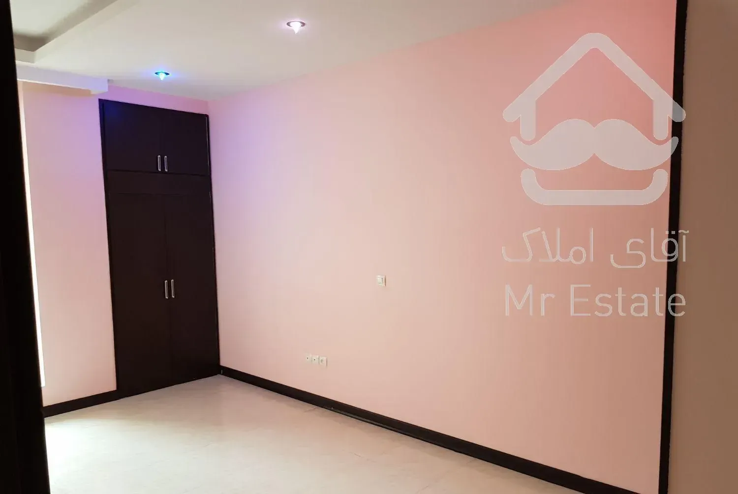 اپارتمان،۱۴۰ متر،تعداد اتاق۲ خواب