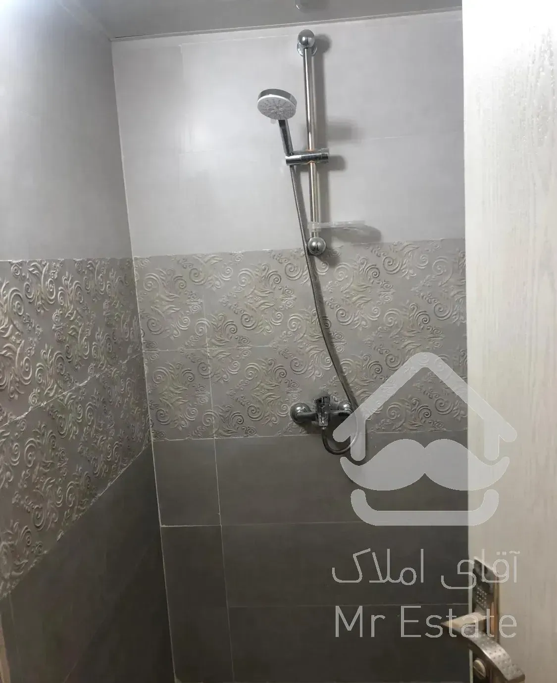 120متر ۳خوابه