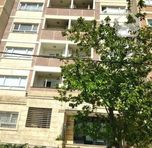 آپارتمان ۱۳۰ متری فرحزاد پایین