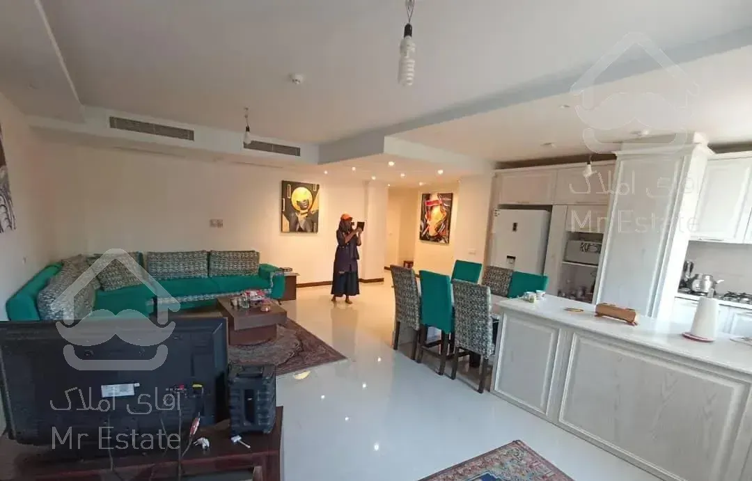 ۱۱۰ متر ۲ خواب / برج باغ / وام دارر