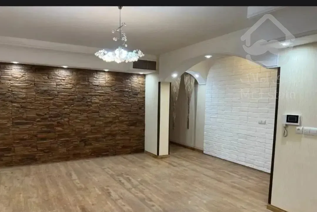 از ساختمان های قدیمی با سازه فوق العاده قوی