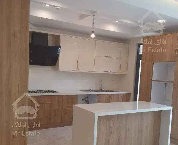 صاحبقرانیه سپند ۱۴۵ متر   ۳ خواب    طبقه ۳