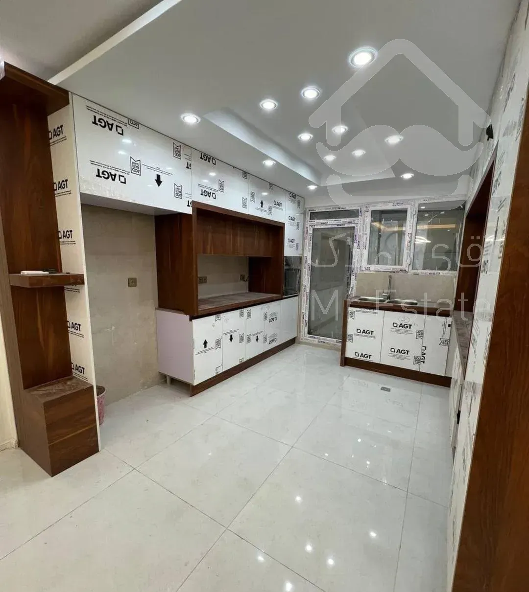 آپارتمان ۱۰۰ متری ۲ خوابه نوساز کلیدنخورده