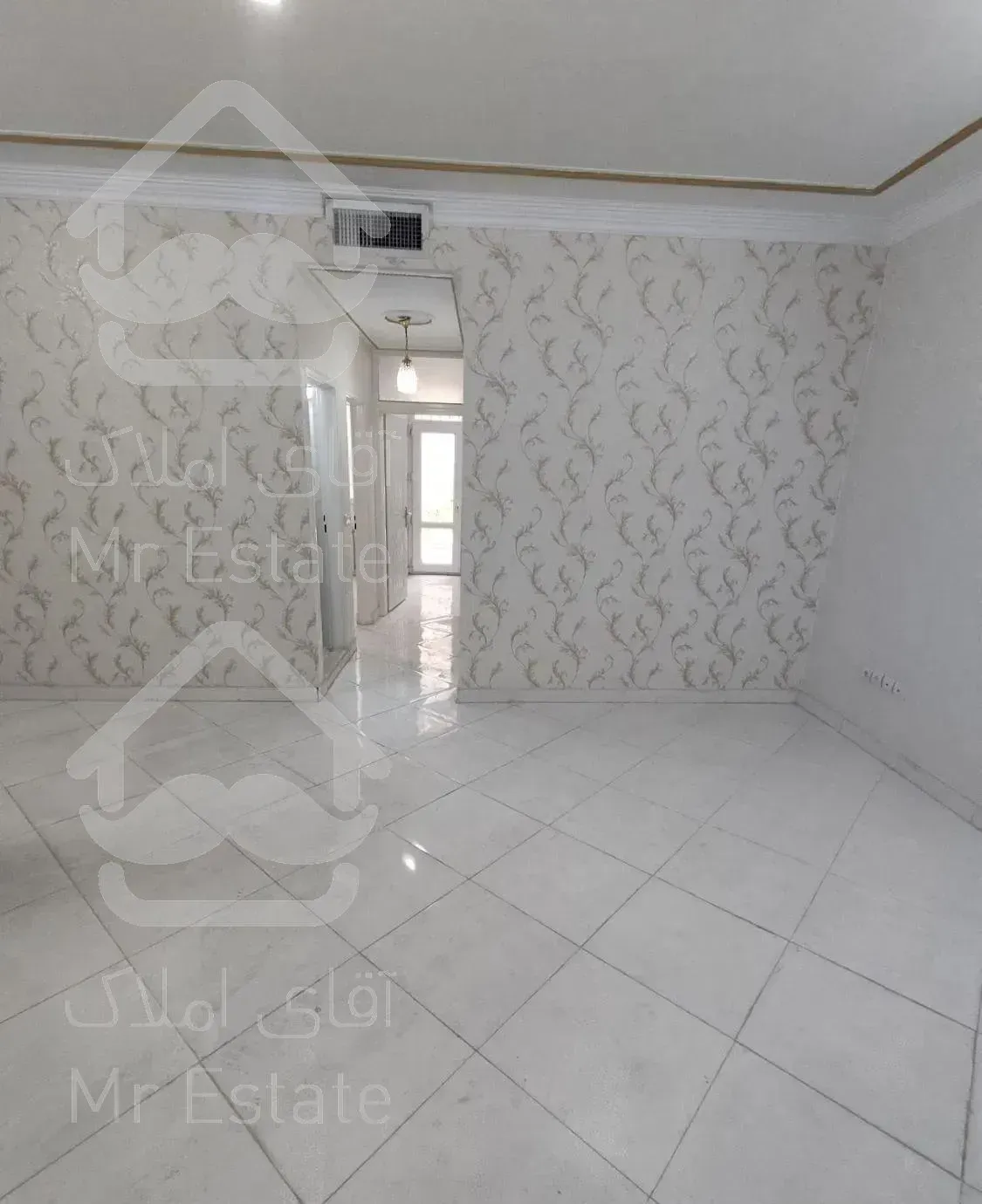 ۱۱۱متر /خوش نقشه پرنور /با تراس بزرگ