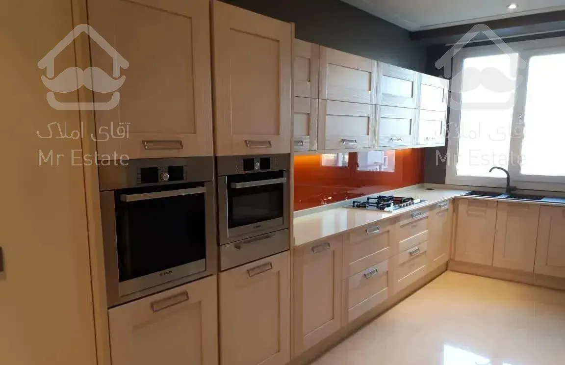 ۱۰۰متر فول نور دو طرف تراس بزرگ