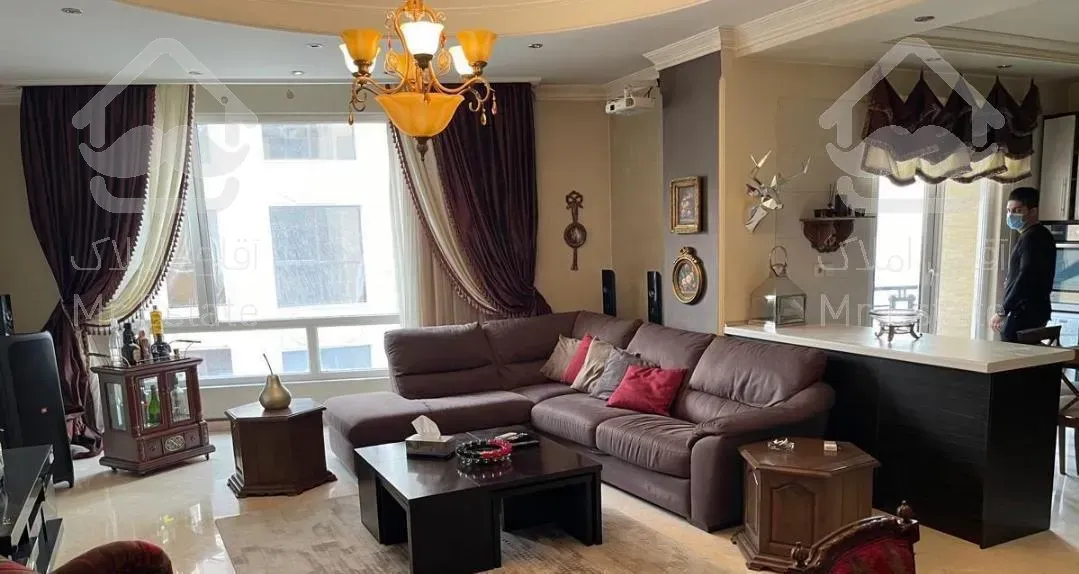 ۱۳۷ متر ۳ خواب ( تکمستر ) ۲پارکینگ/نور جنوب و شمال