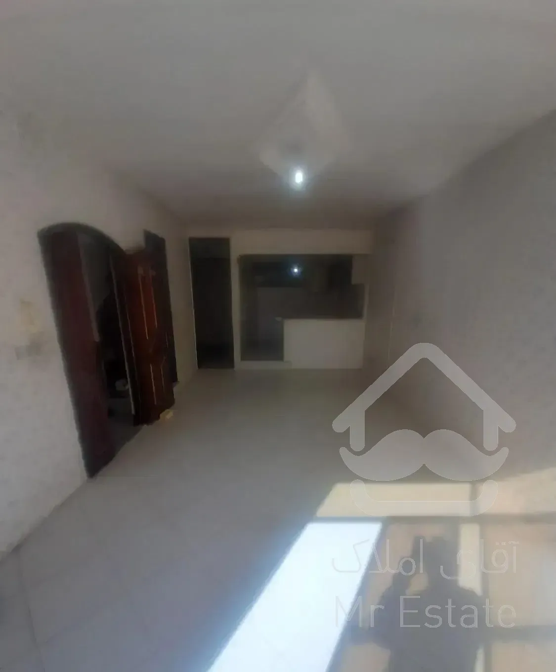 ۶۵متر تکخوابه،طبقه اول نزدیک مترو صاحب الزمان ۱