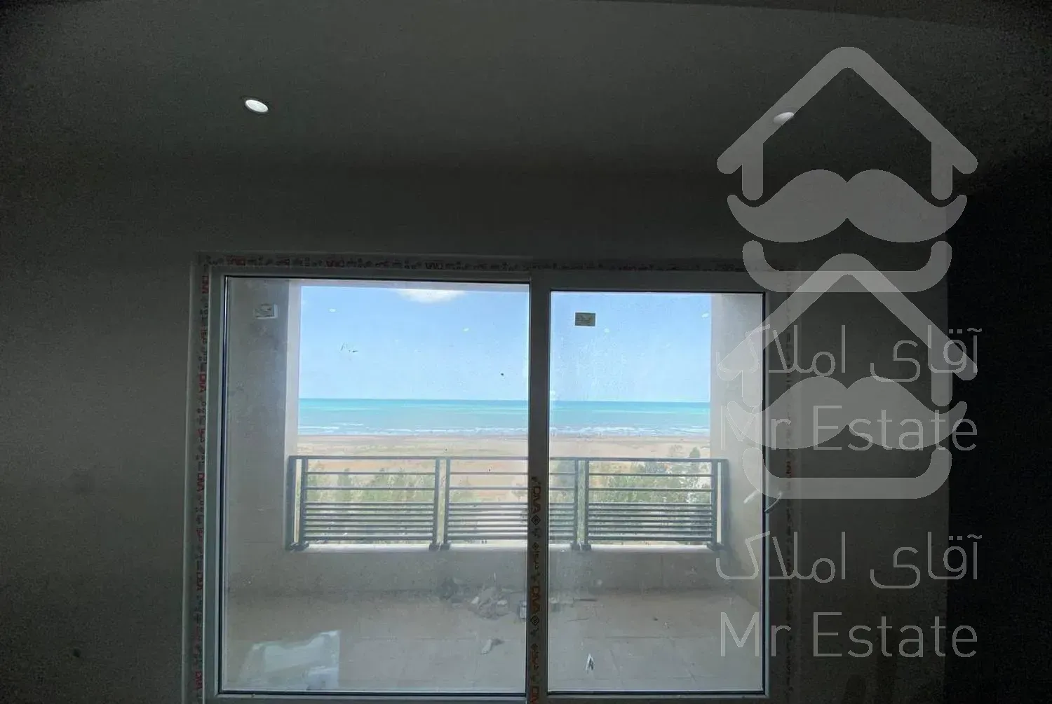 واحد ۱۵۰ متری/ سه خواب/ ویو ابدی دریا / نوساز