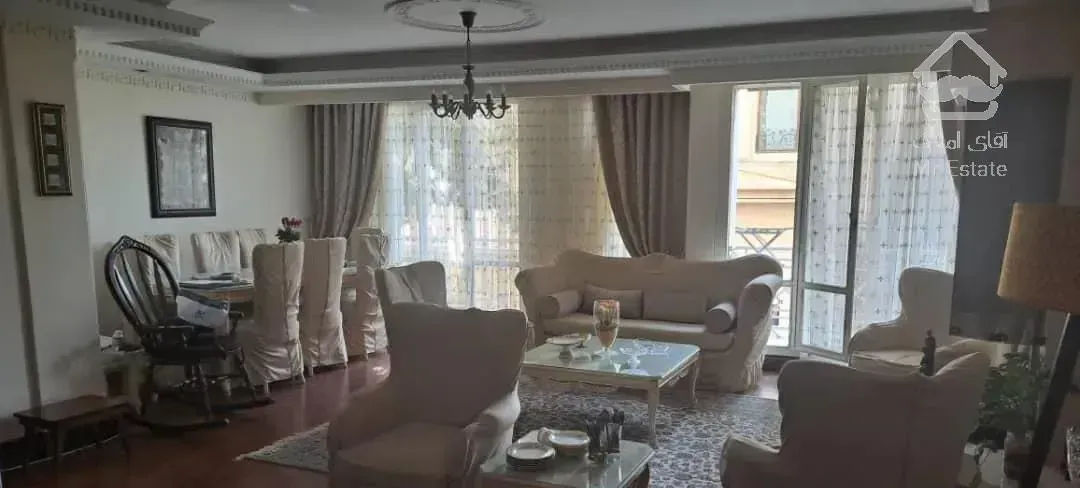 ۱۱۷ متری ، دو خوابه ، جماران