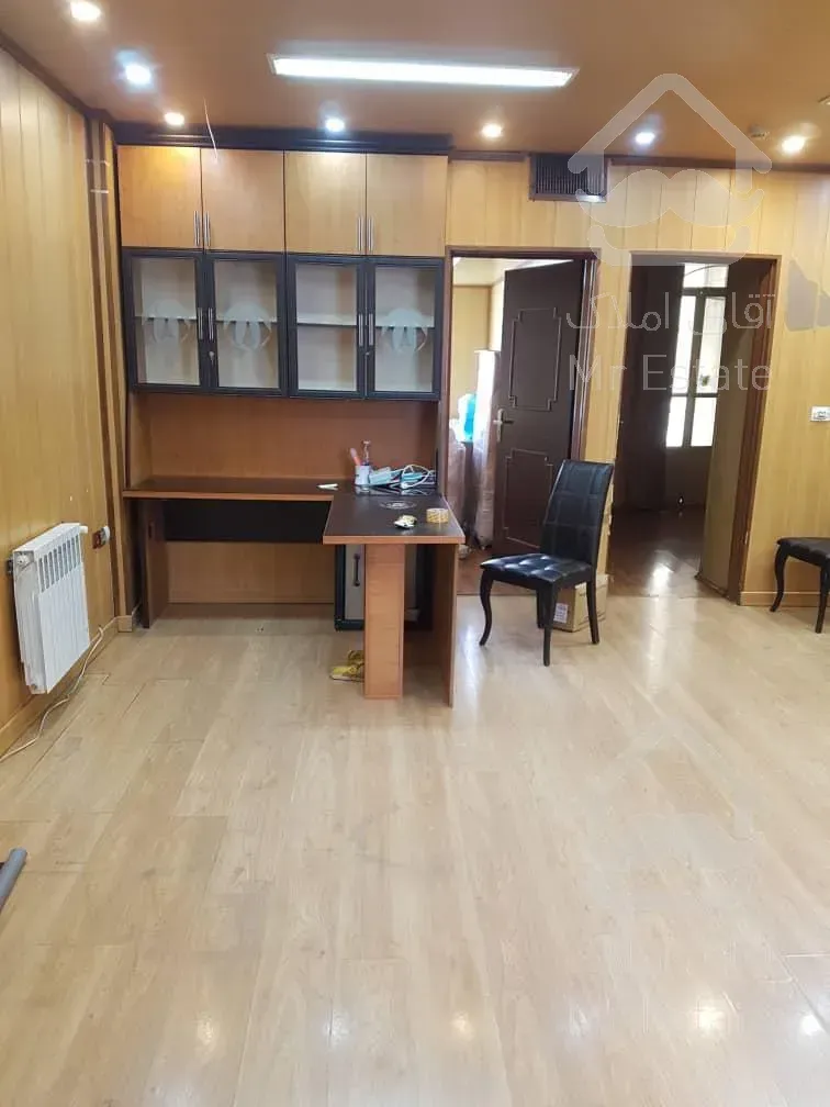 خرید اداری ۷۳ متر بر فردوس شرق