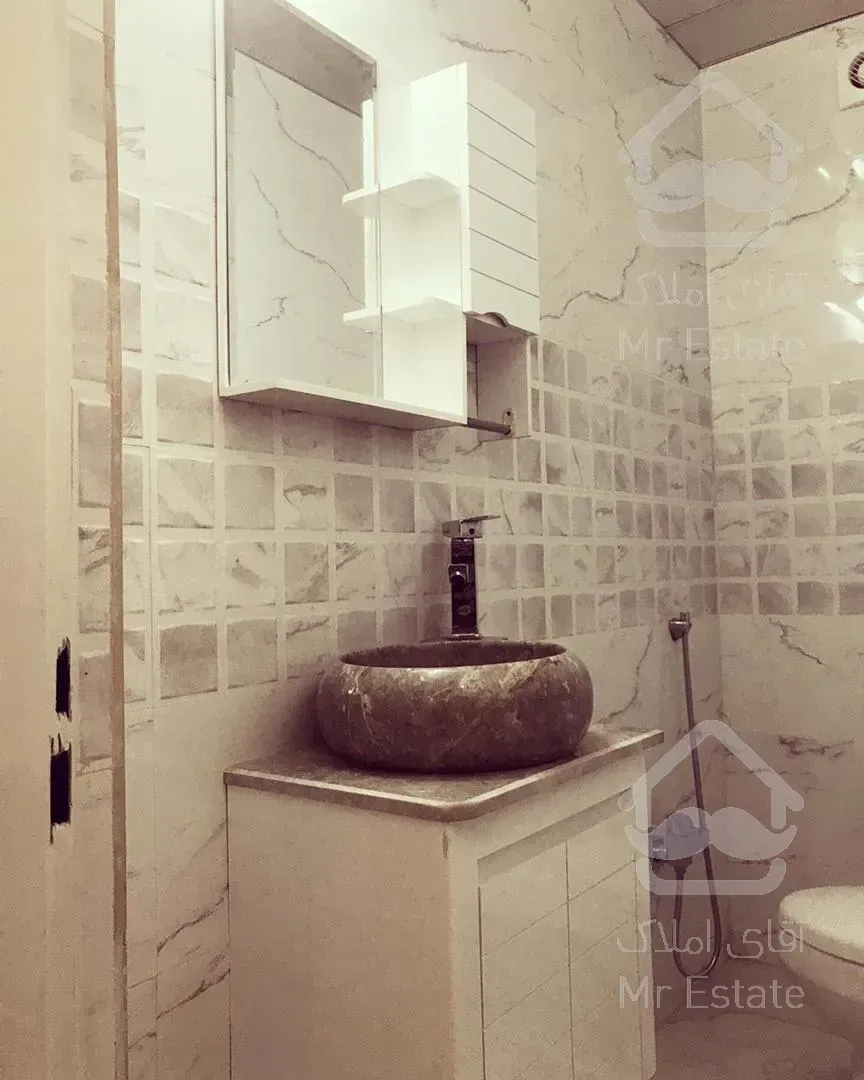 ۷۲متر دوخواب فول امکانات کم سن در اشرفی اصفهانی