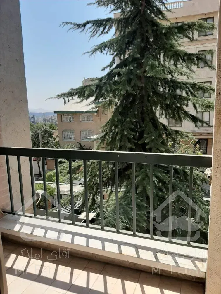 رهن و اجاره آپارتمان ۱۳۵ متری آجودانیه ۳ خواب نورگیر