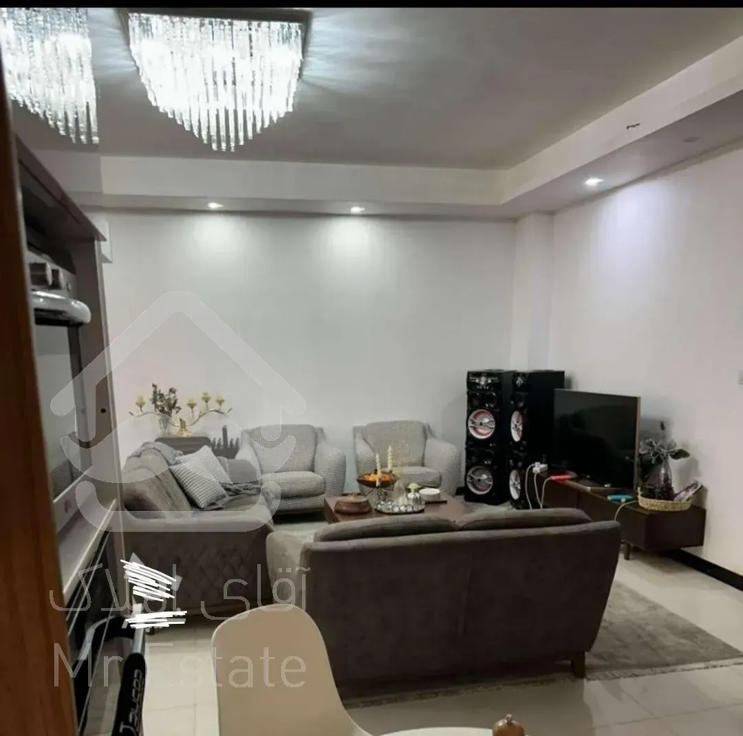 فروش دوواحدی باهم شیک سنددار با مغازه درشهیدسالاری