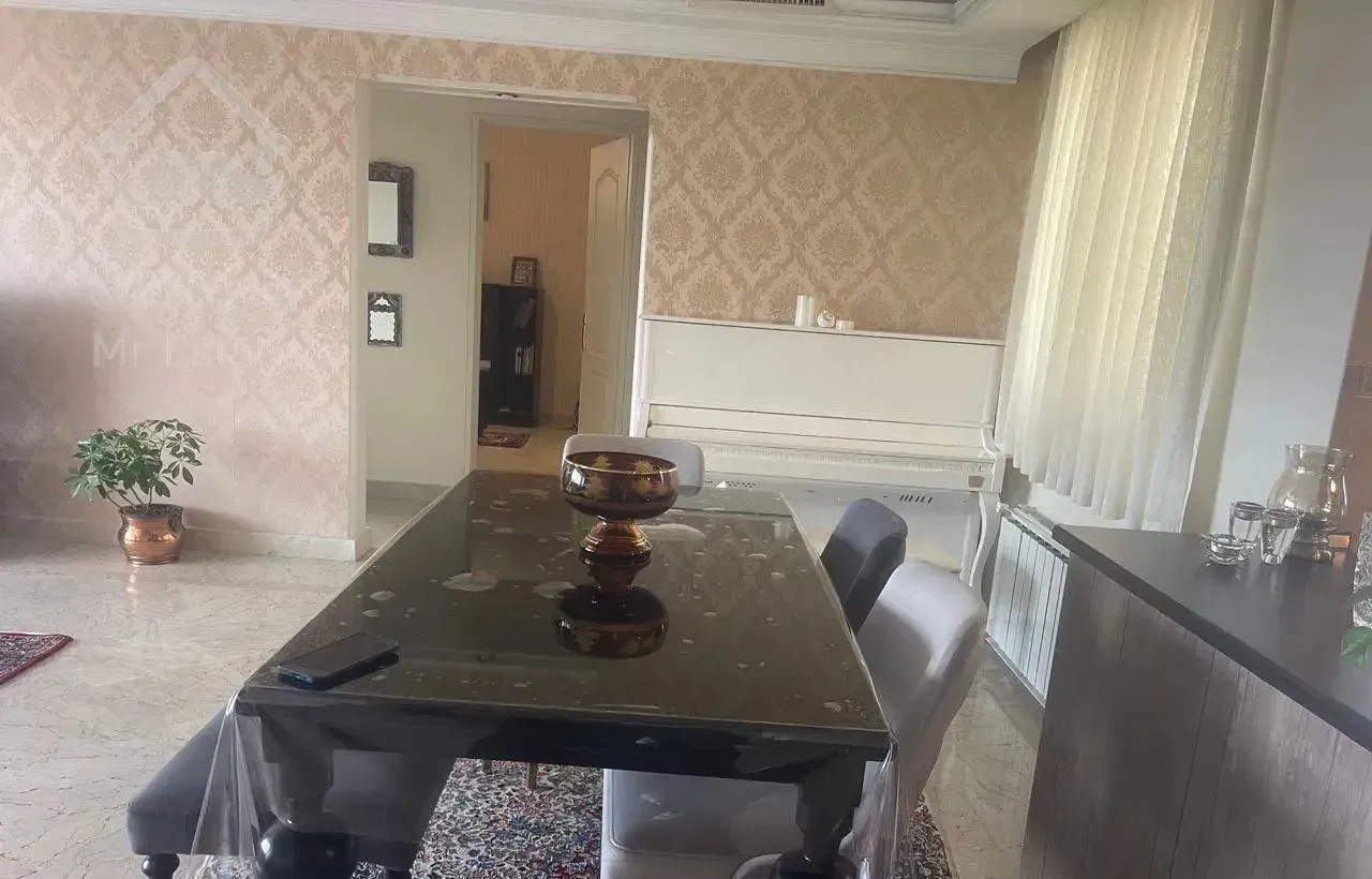 آپارتمان ۱۲۷ متر