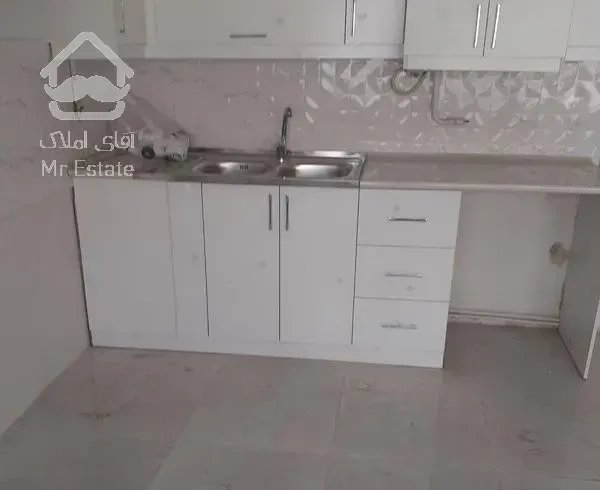 رهن واحاره ۵۰متری شیک وتمیز