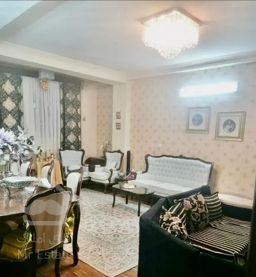 ۳۷۰۰برای‌همچین‌آپارتمانی/اینم‌در بلوار جمهوری