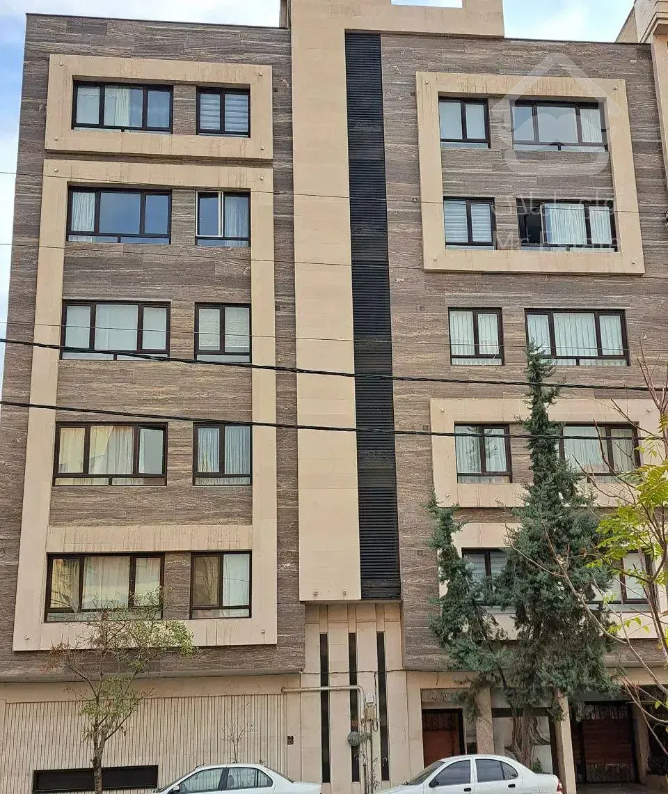 ۵۱متر/۱خواب/فول‌امکانات/۱۳ساله/بسیار‌تمیز