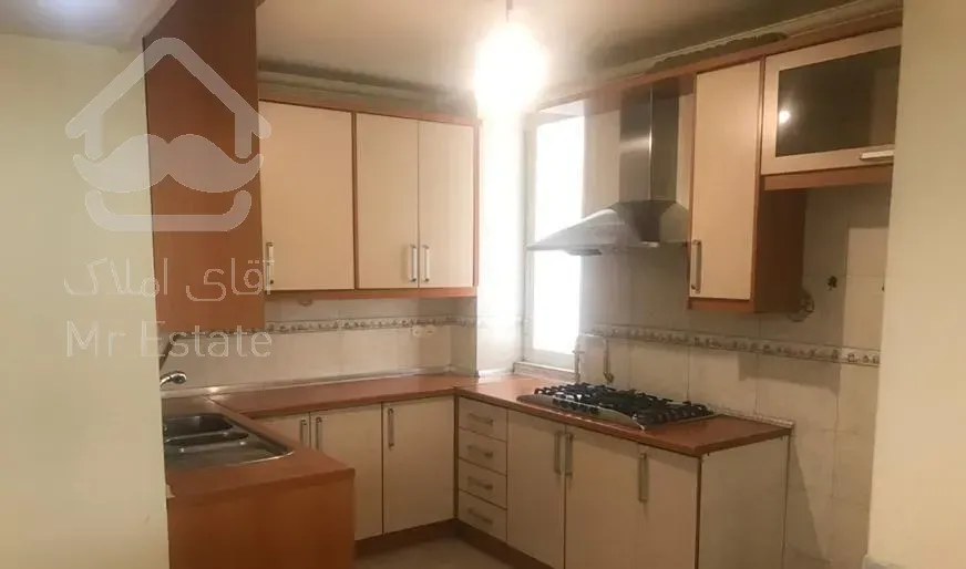 فروش آپارتمان ۶۵ متری ۲ خوابه در عباس‌آباد