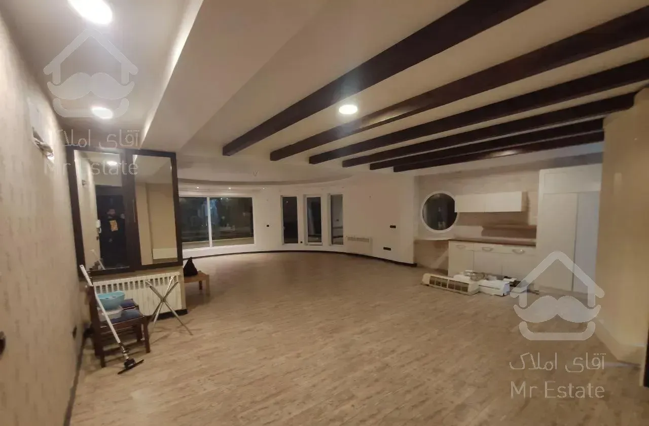 رهن پنت شیک ۳ مستر با آلاچیق