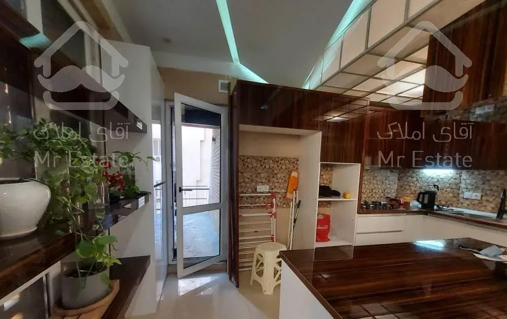 110متر خوشگل*نوساز*روف در همسایگی جم سنتر جماران