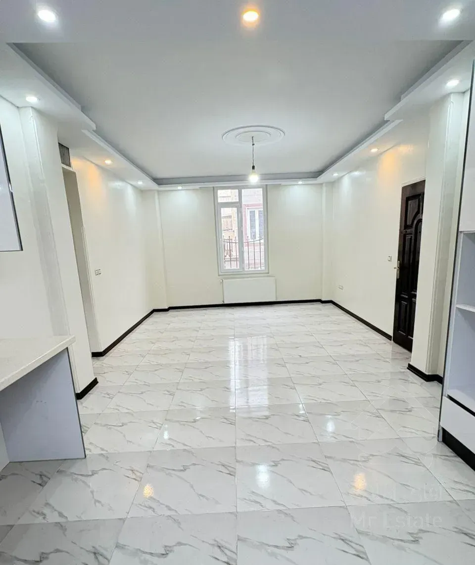 ۷۵ متری/۲ خوابه با پارکینگ سندی/استاد معین