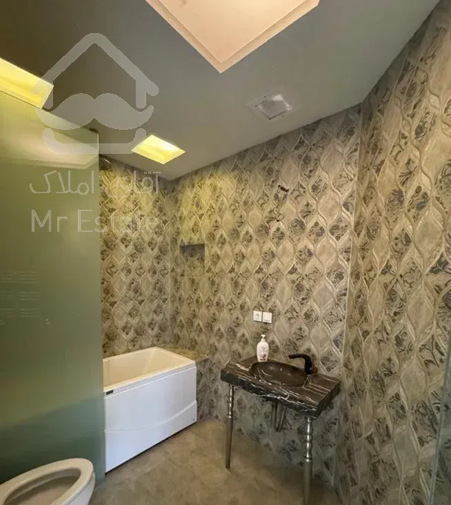 ویلا کلاسیک تاپ لوکیشن ۵۰ درصد تهاتر با منطقه یک