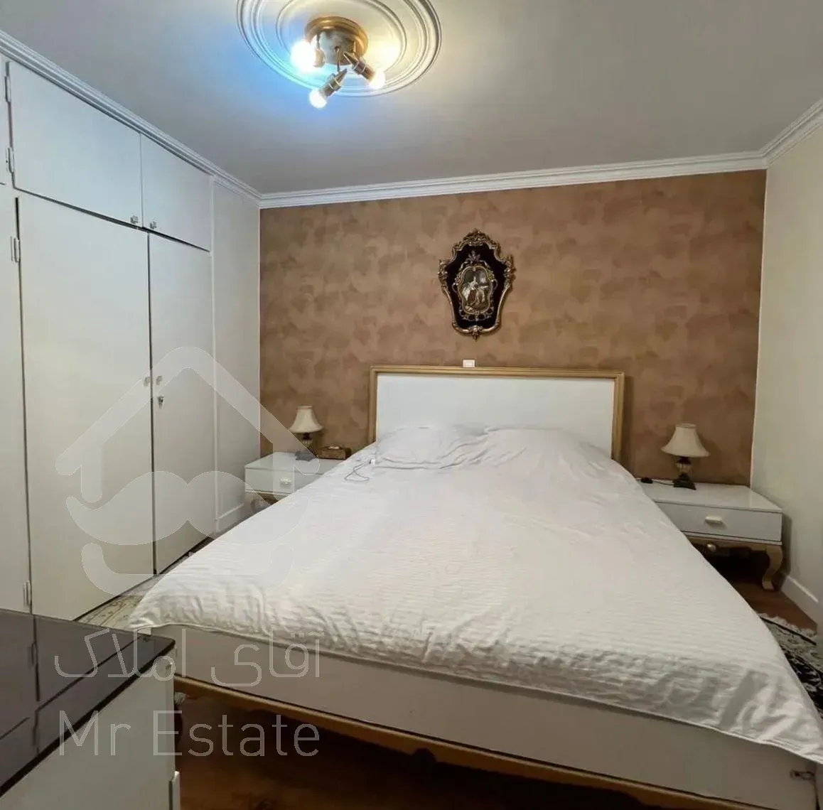 132متر ۲خوابه بهترین لوکیشن ولیعصر