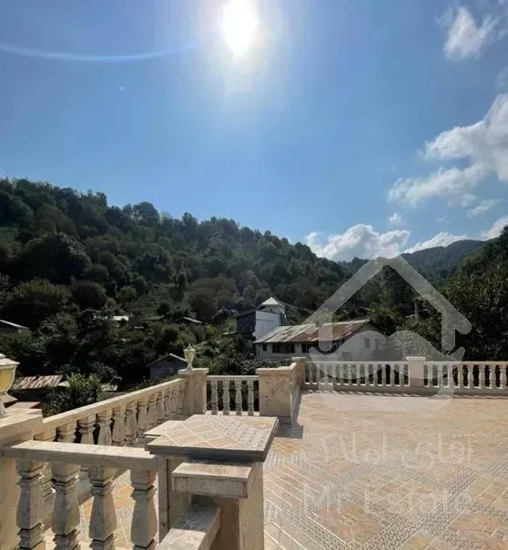 فروش ویلا با موقعیت عالی چسبیده به لاهیجان