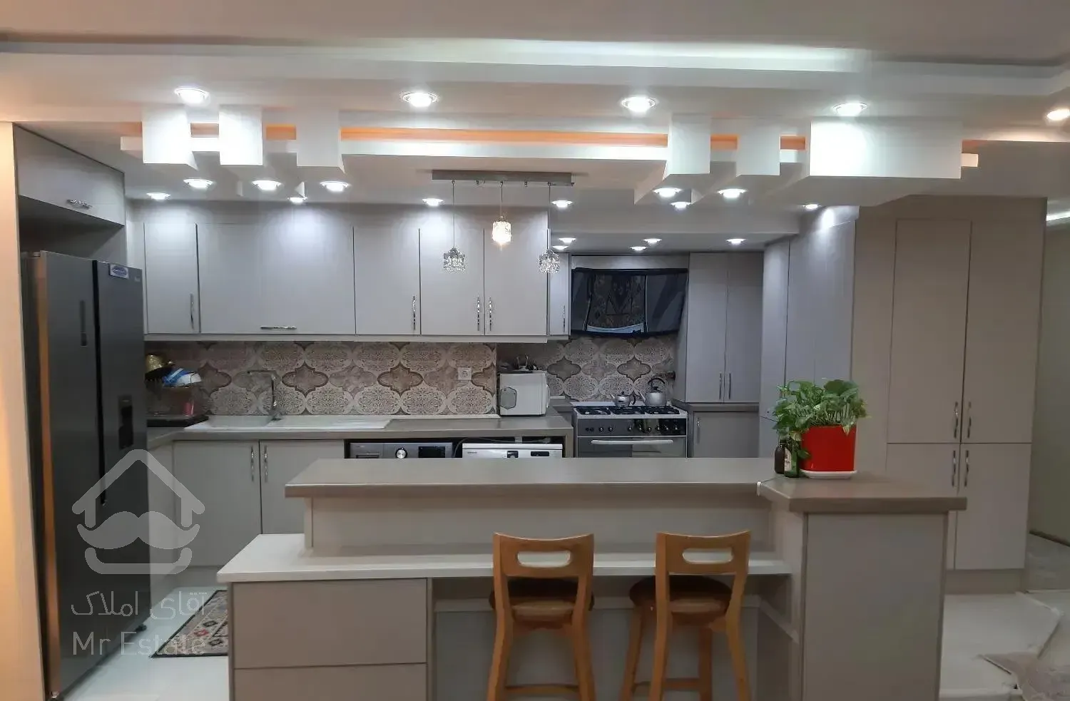 آپارتمان۱۳۷متردوخوابه.فدک،فضل آباد،شهرک ولیعصر