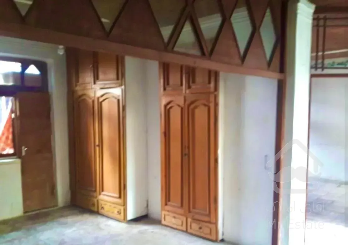 خانه ویلایی کلنگی سند دار در عینک