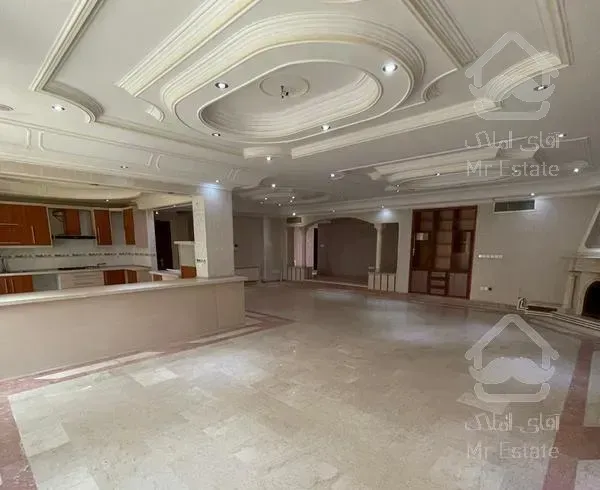 ۲۵۰متر ۴خواب فول امکانات شیک